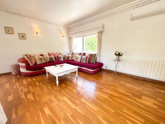 Image No.35-7 Bed Villa for sale