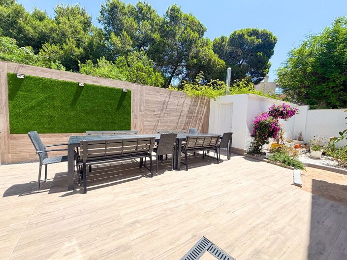 Image No.7-7 Bed Villa for sale