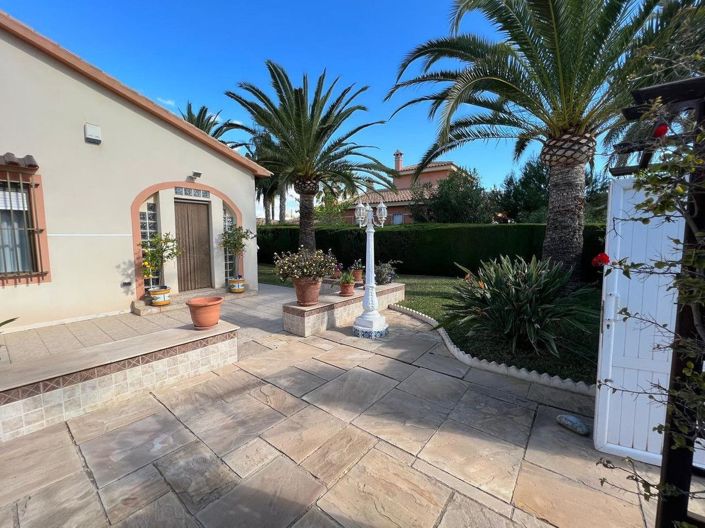 Image No.27-3 Bed Villa for sale