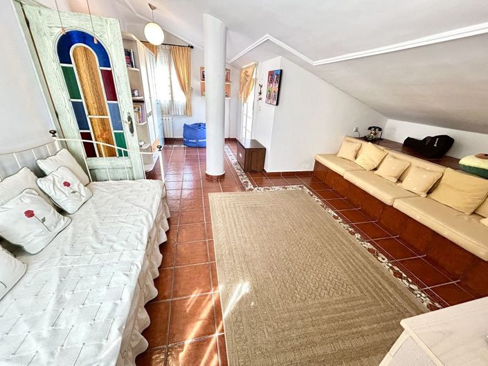 Image No.28-Villa de 6 chambres à vendre à Torrevieja