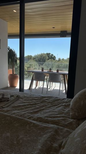 Image No.28-2 Bed Apartment for sale