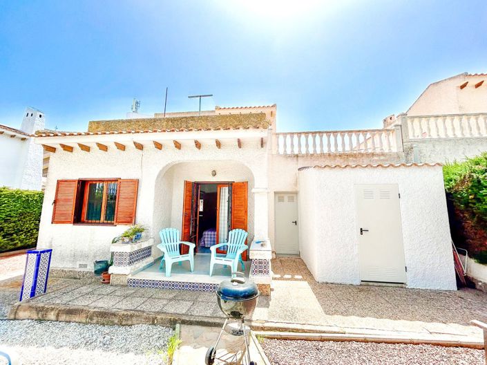 Image No.11-3 Bed Villa for sale