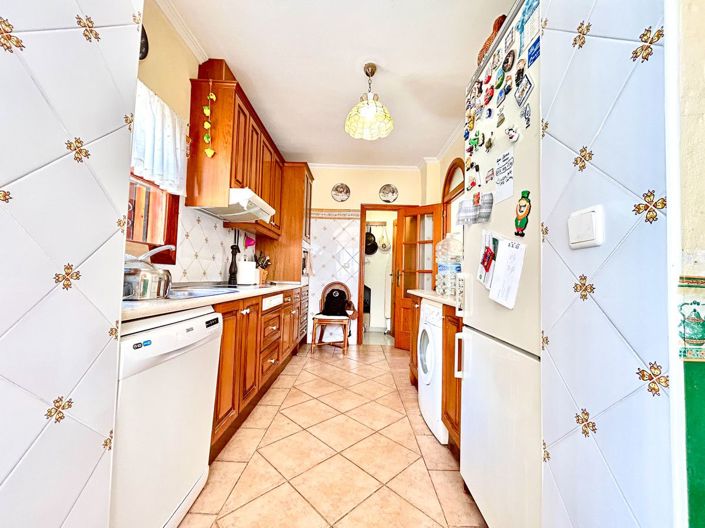 Image No.20-3 Bed Villa for sale