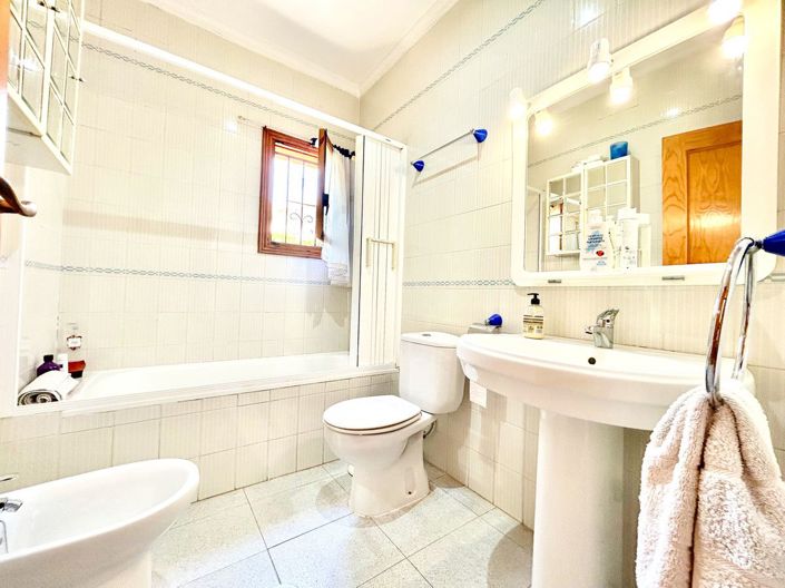 Image No.22-3 Bed Villa for sale