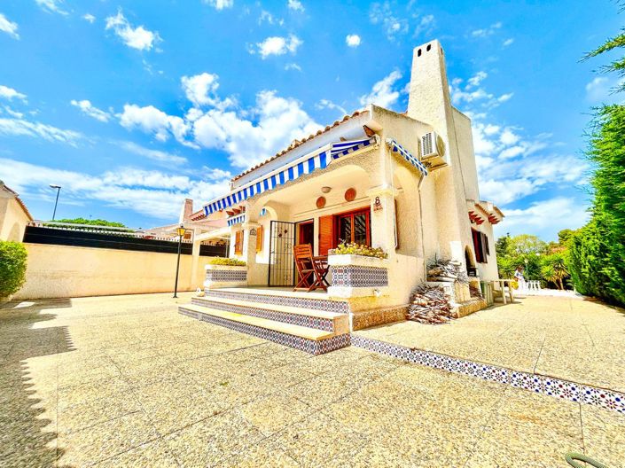 Image No.4-3 Bed Villa for sale