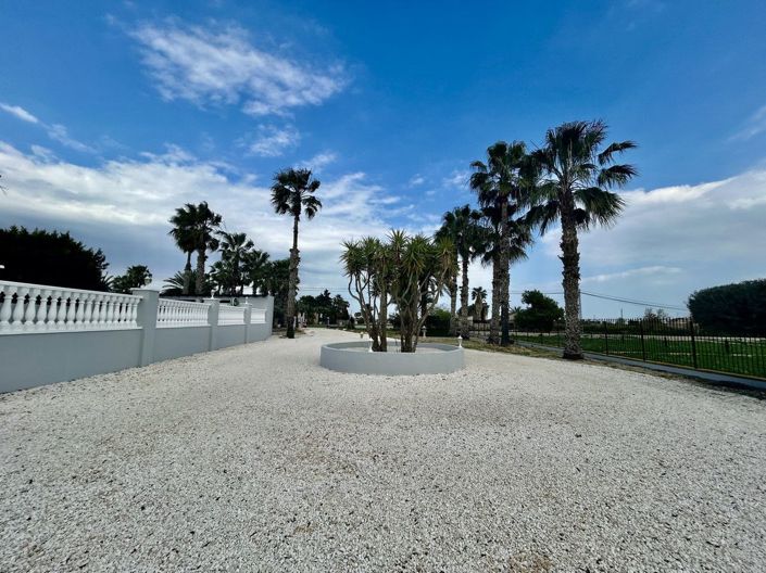 Image No.44-4 Bed Villa for sale
