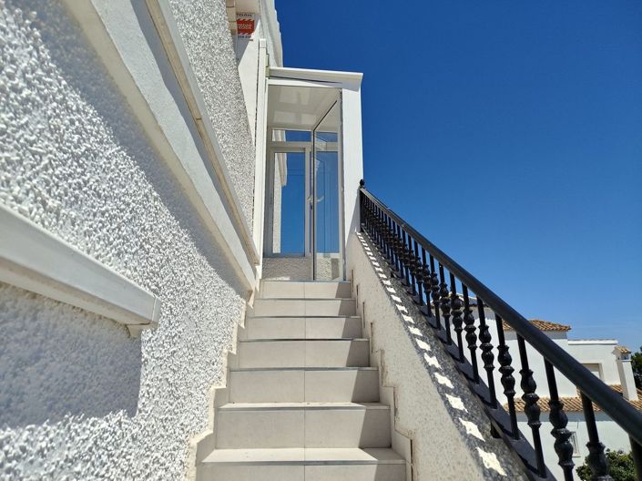 Image No.19-3 Bed Villa for sale