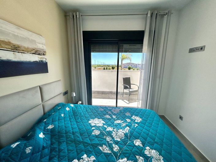 Image No.18-2 Bed Apartment for sale