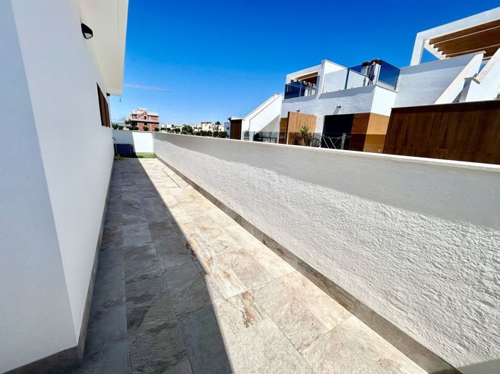 Image No.33-2 Bed Apartment for sale