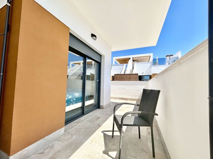 Image No.35-2 Bed Apartment for sale