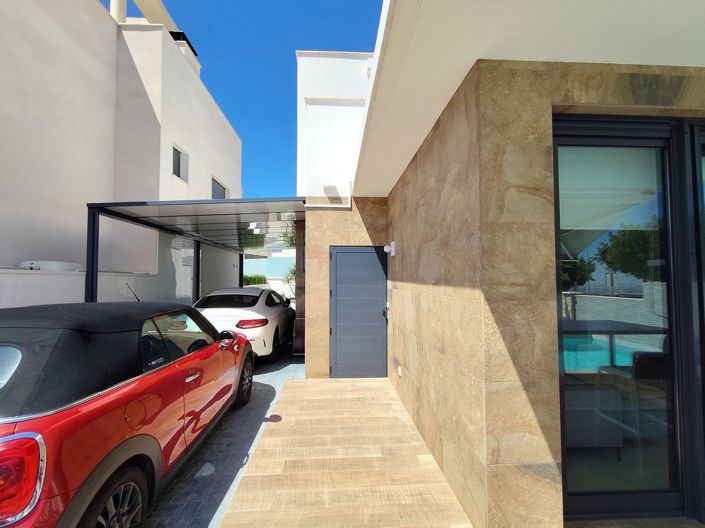 Image No.27-3 Bed Villa for sale