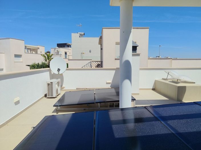 Image No.40-3 Bed Villa for sale