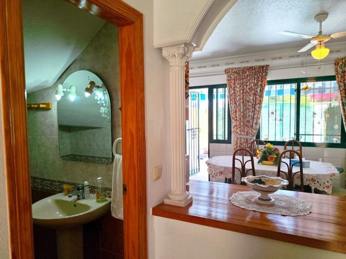 Image No.12-3 Bed House for sale