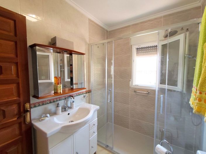 Image No.22-3 Bed Villa for sale