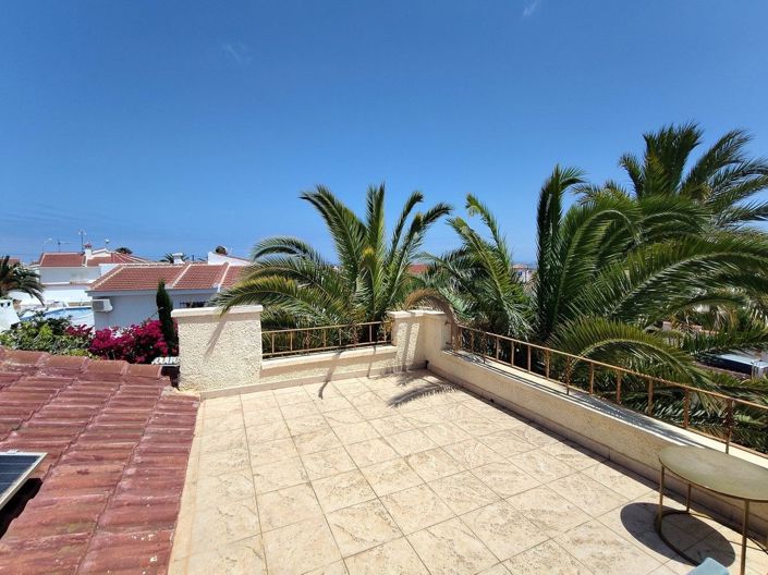 Image No.28-3 Bed Villa for sale