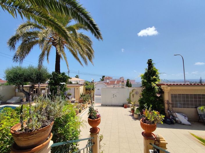 Image No.6-3 Bed Villa for sale