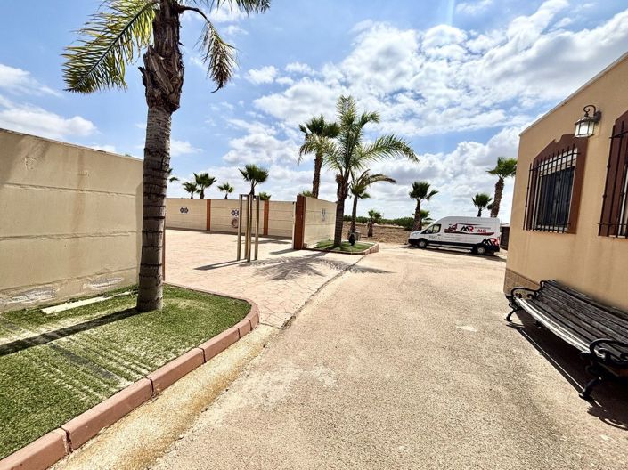 Image No.22-6 Bed Villa for sale