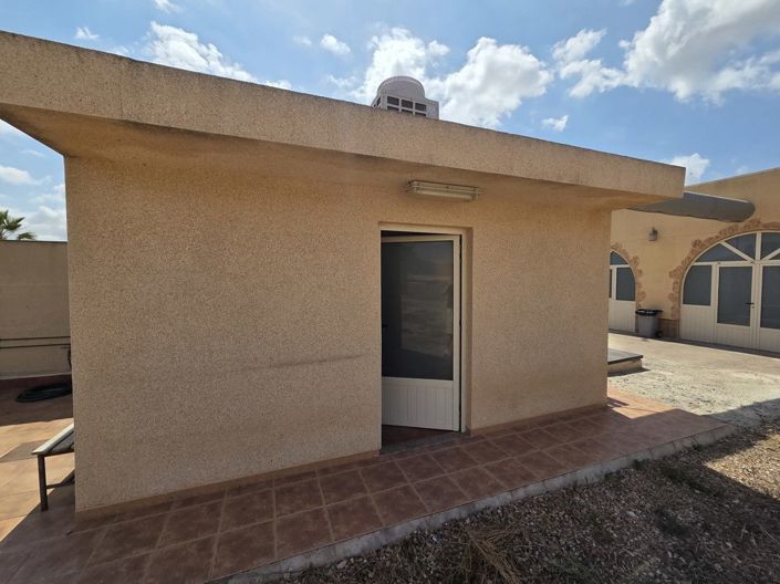 Image No.31-6 Bed Villa for sale