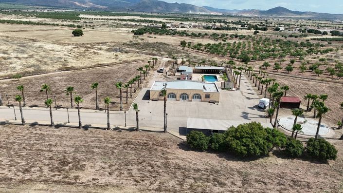 Image No.37-6 Bed Villa for sale