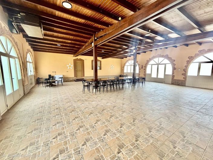 Image No.6-6 Bed Villa for sale