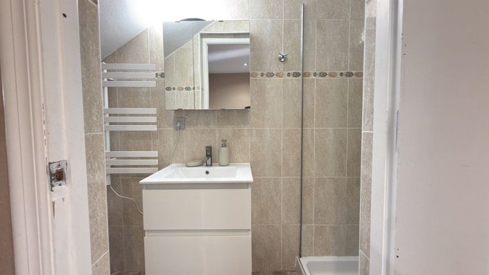 Image No.20-3 Bed House for sale