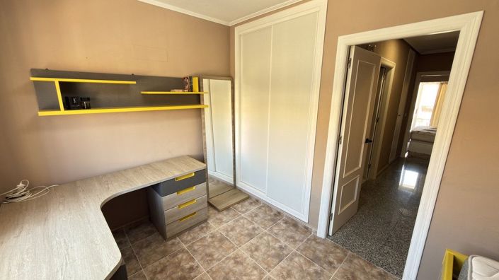 Image No.26-3 Bed House for sale