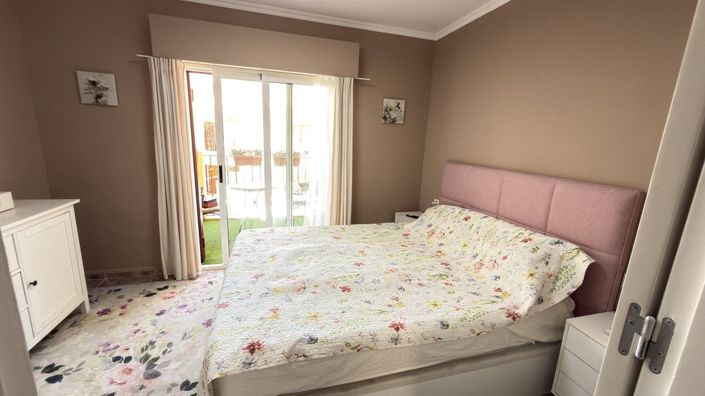 Image No.30-3 Bed House for sale
