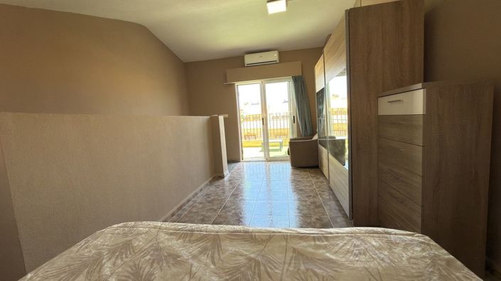 Image No.38-3 Bed House for sale