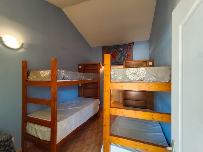 Image No.40-9 Bed Villa for sale