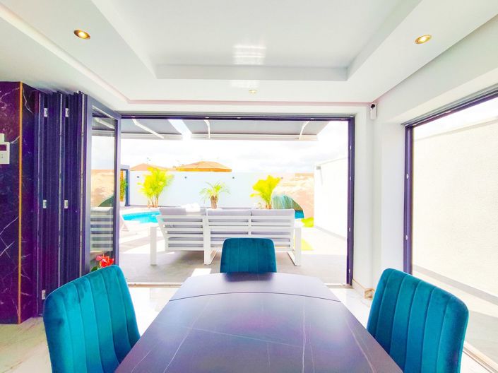 Image No.10-5 Bed House for sale
