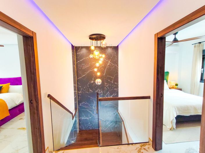 Image No.16-5 Bed House for sale