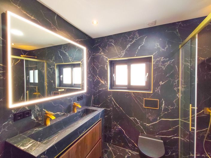 Image No.26-5 Bed House for sale