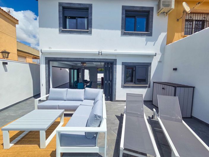 Image No.34-5 Bed House for sale