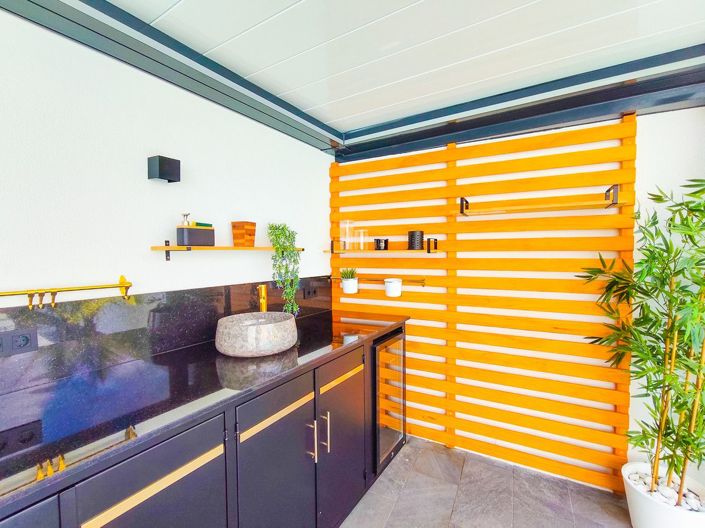 Image No.40-5 Bed House for sale