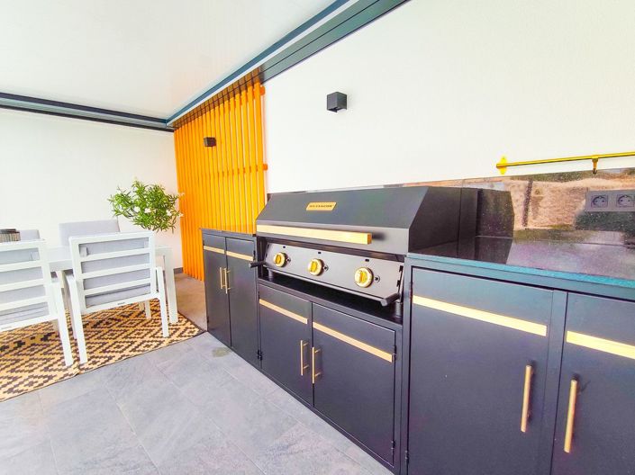 Image No.42-5 Bed House for sale