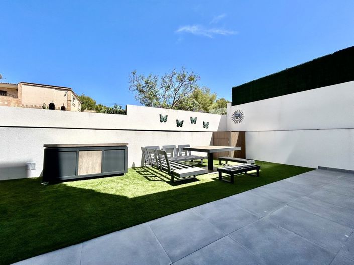 Image No.28-2 Bed Villa for sale