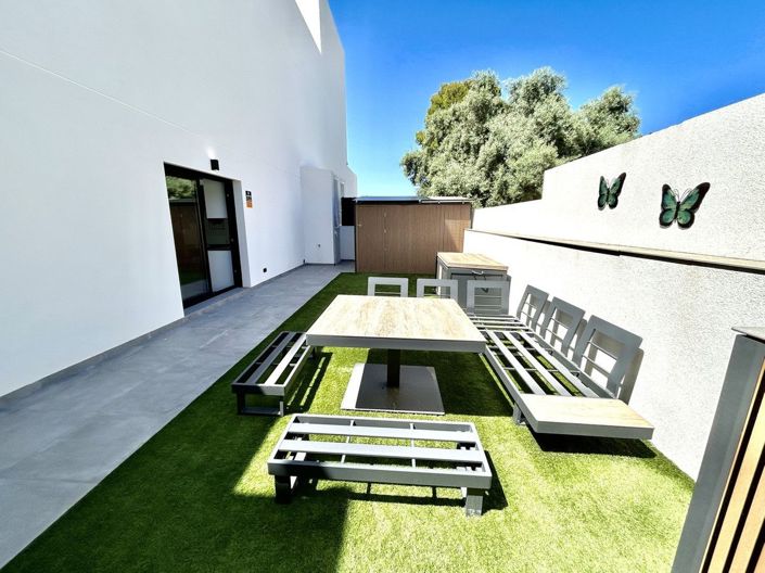 Image No.29-2 Bed Villa for sale