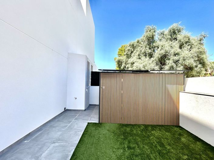 Image No.30-2 Bed Villa for sale