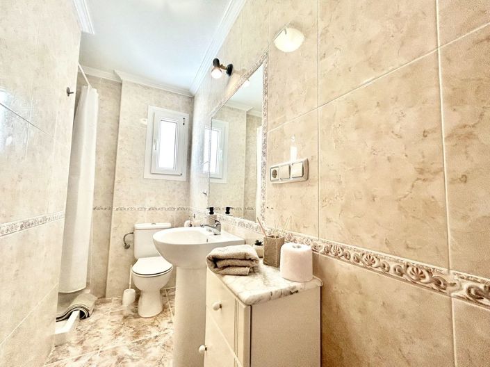 Image No.19-2 Bed Apartment for sale