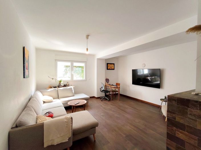Image No.3-4 Bed Villa for sale