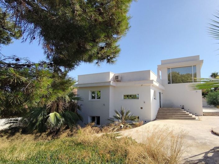 Image No.35-4 Bed Villa for sale