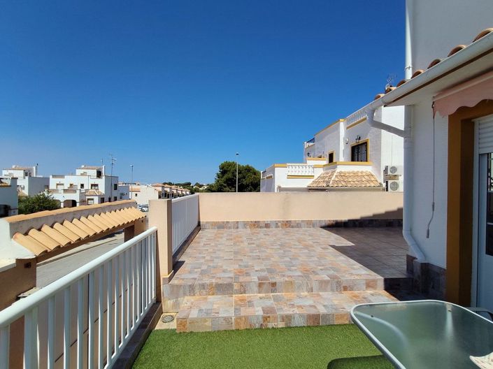 Image No.27-6 Bed House for sale
