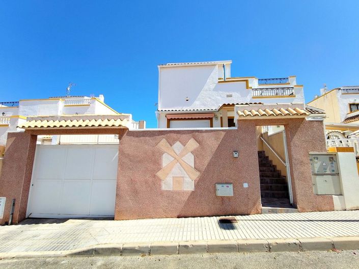Image No.33-6 Bed House for sale