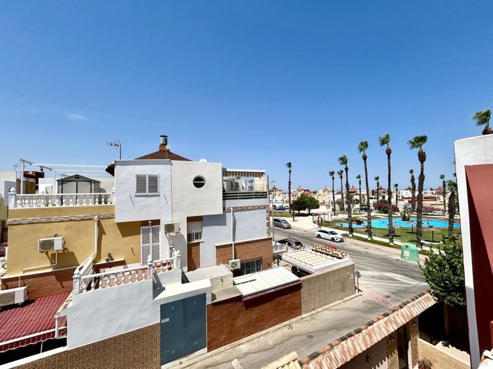 Image No.23-2 Bed House for sale
