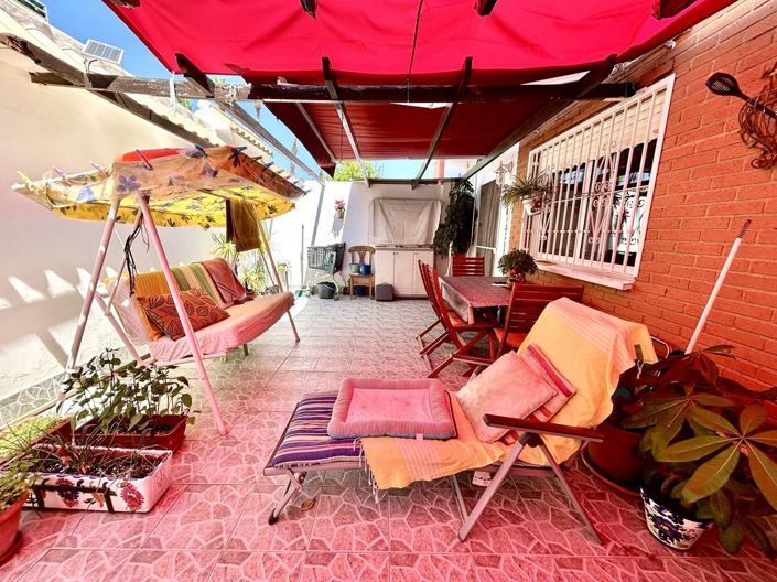 Image No.27-2 Bed House for sale