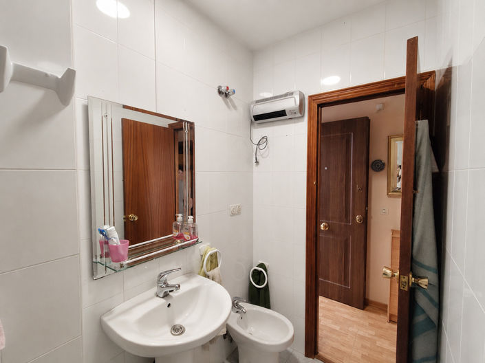 Image No.11-2 Bed Apartment for sale