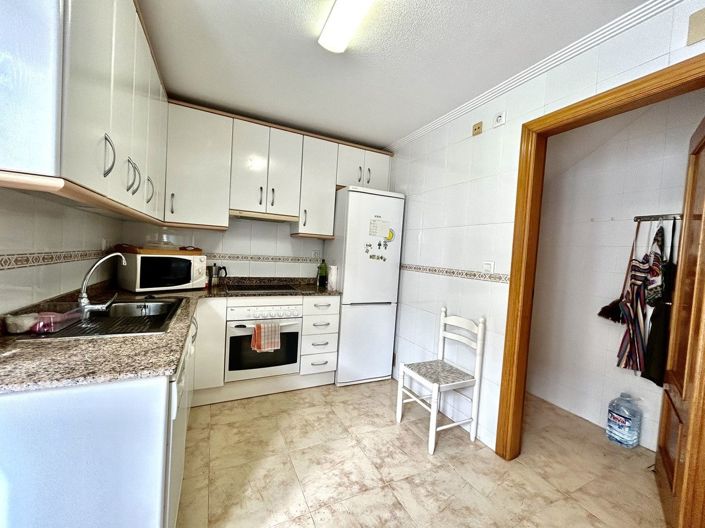 Image No.13-3 Bed House for sale