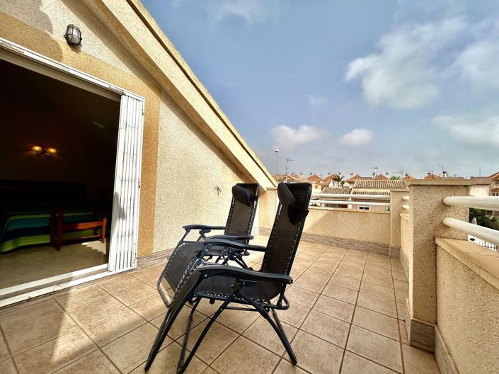 Image No.30-3 Bed House for sale