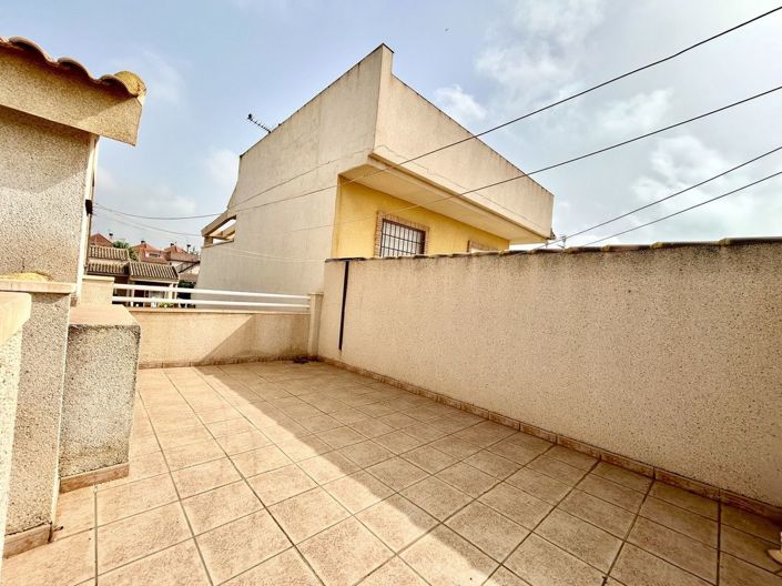 Image No.34-3 Bed House for sale