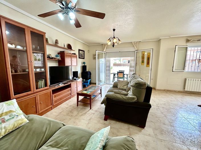 Image No.5-3 Bed House for sale